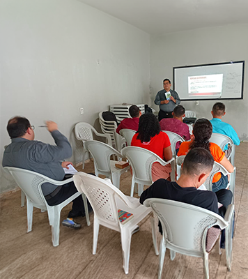 Aula Presencial Instituto Educar Kerigma